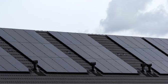 Zwarte zonnepanelen