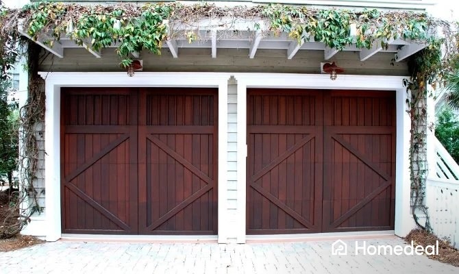 Houten garagedeur